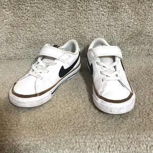 Nike toddler boys size 9C
